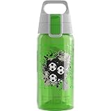 SIGG VIVA ONE Football Kinder Trinkflasche (0.5 L), schadstofffreie Kinderflasche mit auslaufsicherem Deckel, einhändig bedienbare Trinkflasche für Kinder